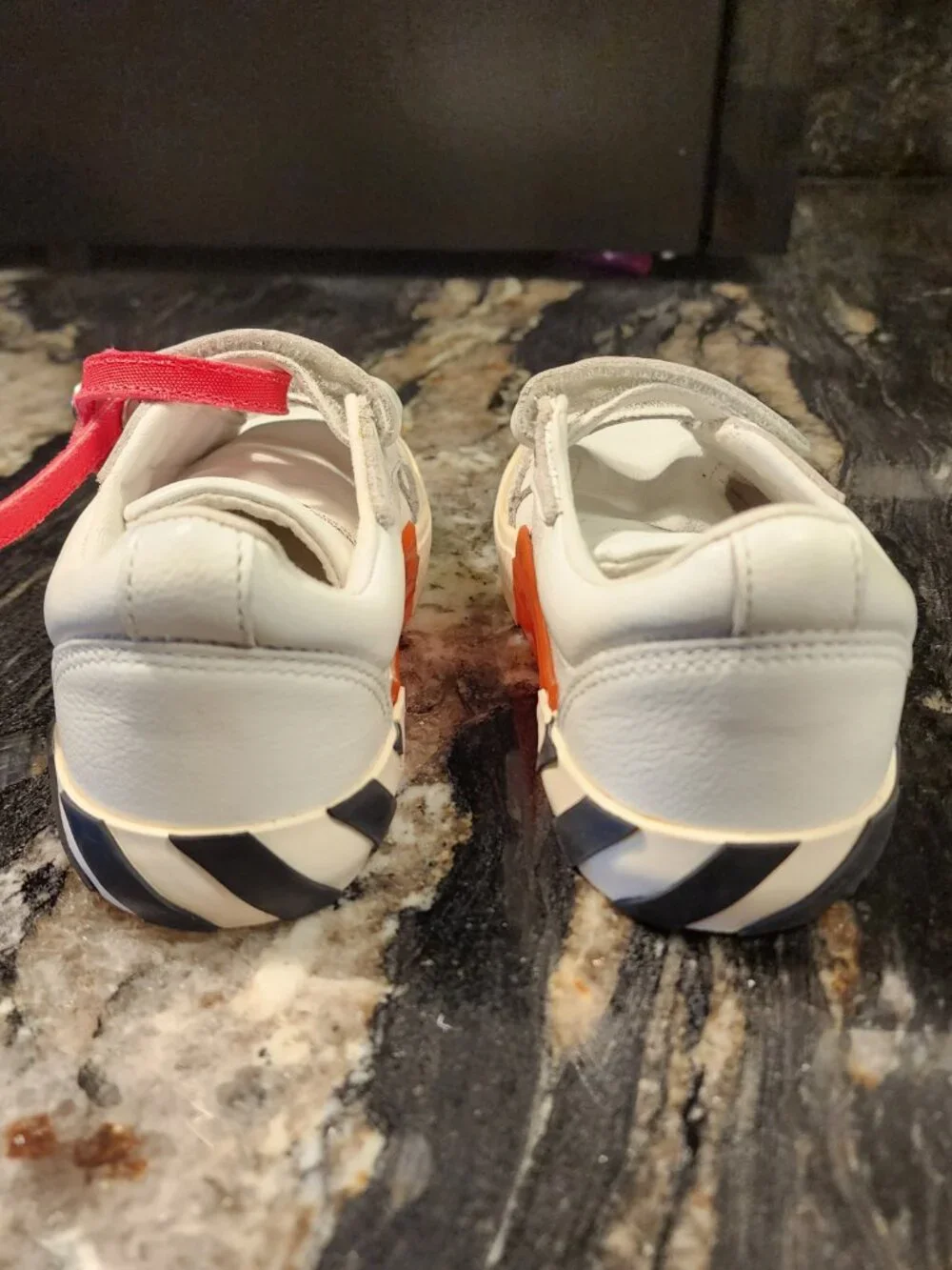 Off-white kids sneakers shoes size 30